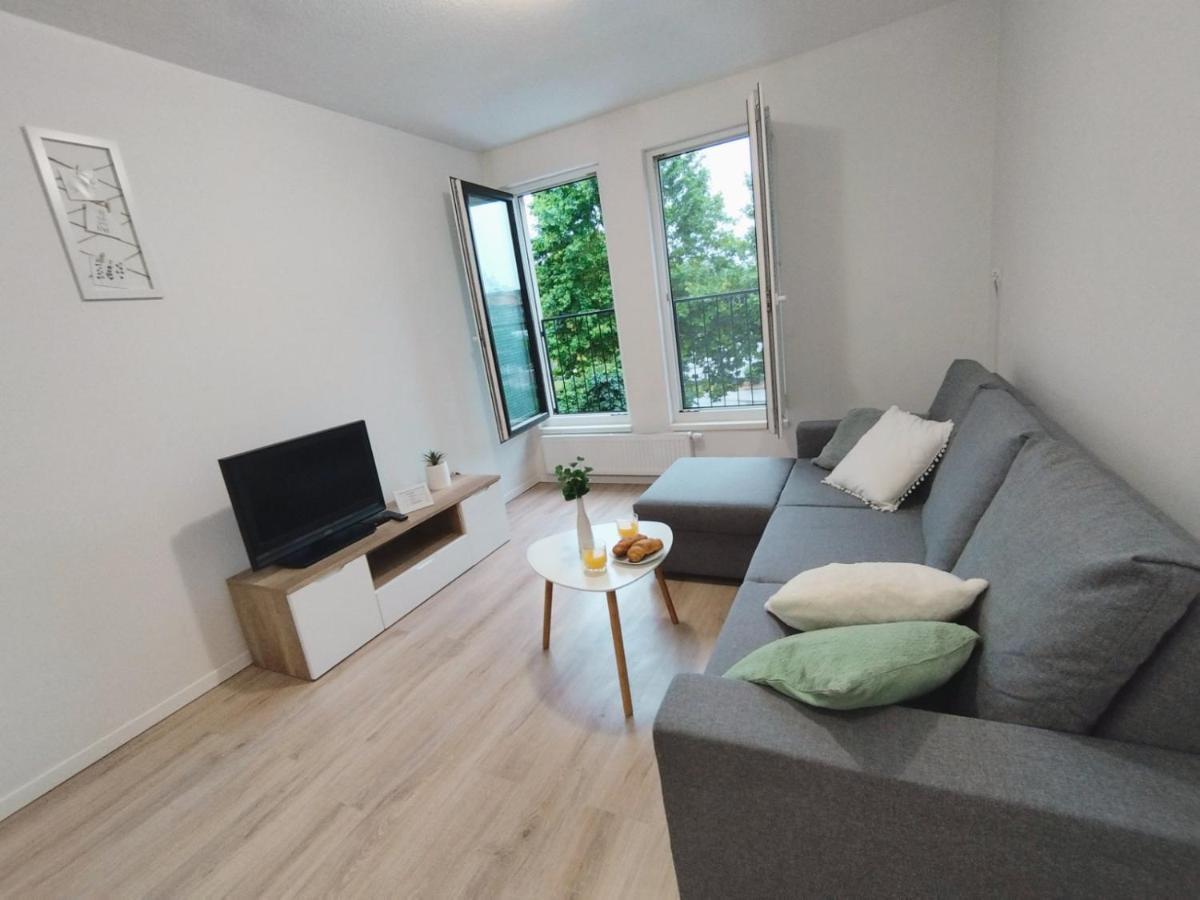Apartment Sanya #3 Ljubljana Exteriör bild