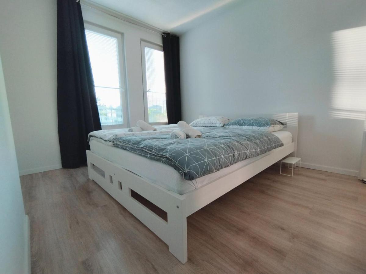 Apartment Sanya #3 Ljubljana Exteriör bild